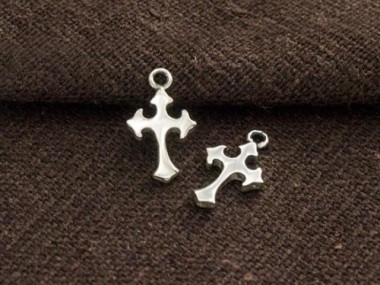 925 Sterling Silver Cross Charms 7x10 mm.