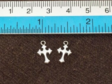 925 Sterling Silver Cross Charms 7x10 mm.