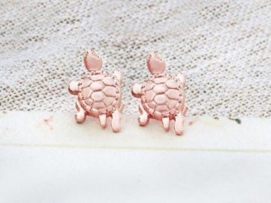 925 Sterling Silver Rose Gold Vermeil Style Turtle Stud Earrings 8x11mm.