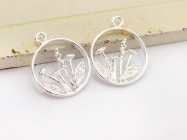 2 of 925 Sterling Silver Wild Flower Pendants 14mm. Polish Finished