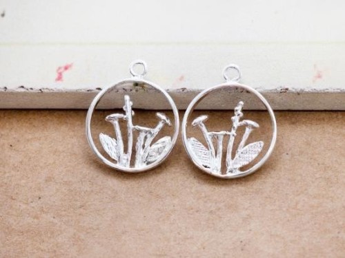 2 of 925 Sterling Silver Wild Flower Pendants 14mm. Polish Finished