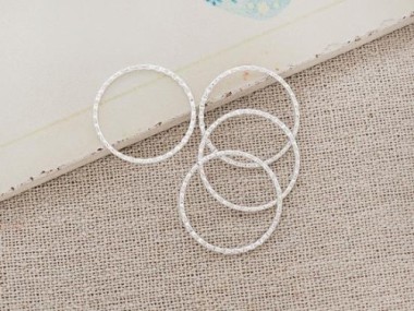 925 Sterling Silver Hammered Circle Closed Rings, Connectors 20.5x1mm.