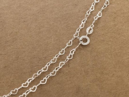 16 inches of 925 Sterling Silver Heart Chain Necklace 3x4.5 mm.