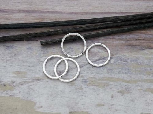 4 of 925 Sterling Silver Hammered Circle Closed Rings, Connectors 15mm.