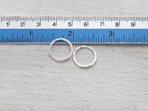 4 of 925 Sterling Silver Hammered Circle Closed Rings, Connectors 15mm.