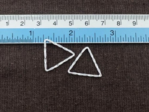 4 of 925 Sterling Silver Hammered Triangle Links, Connectors 19x20.5mm.