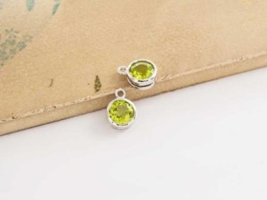 Natural Round Peridot & Sterling Silver Bezeled Charms 7mm.