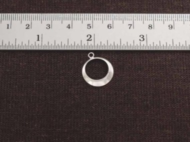 925 Sterling Silver Crescent Hoop Pendants 15mm.