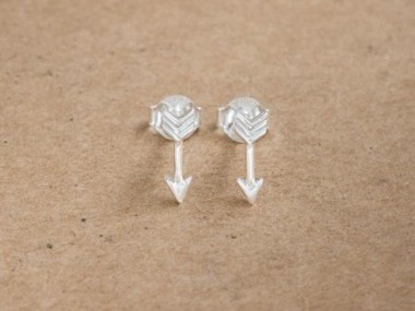 925 Sterling Silver Arrow Stud Earrings 3x9mm.