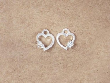 925 Sterling Silver Cubic Zirconia Heart Charms 7 mm.