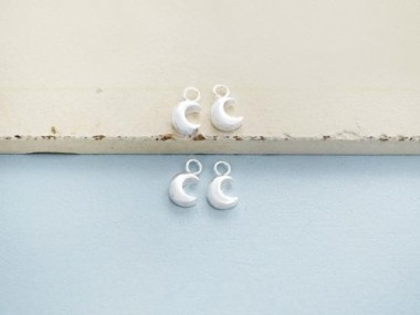 925 Sterling Silver Crescent Moon Charms 5x6 mm.