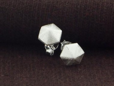 925 Sterling Silver Brushed Hexagon Stud Earrings 7mm.