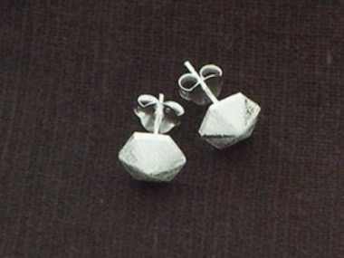 925 Sterling Silver Brushed Hexagon Stud Earrings 7mm.