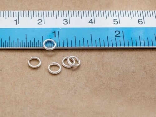 30 of 925 Sterling Silver Split Rings 5 mm.