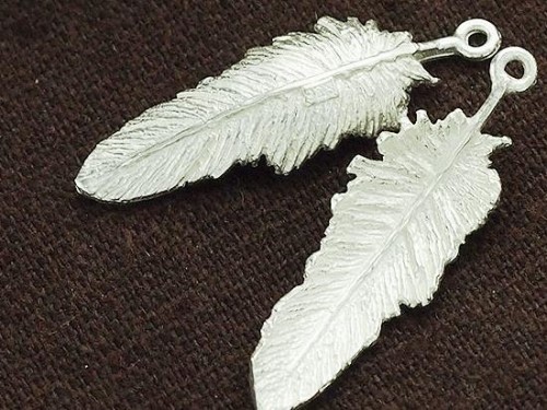 2 of 925 Sterling Silver Feather Pendants 10x32mm.