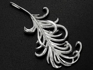 925 Sterling Silver Feather Pendant 14x30mm.