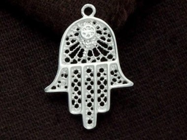 925 Sterling Silver Hand Of Fatima Pendant 18x24mm.