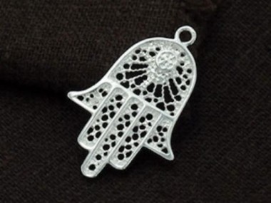 925 Sterling Silver Hand Of Fatima Pendant 18x24mm.