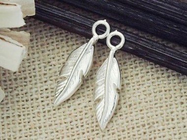 925 Sterling Silver Tiny Feather Charms 4x13mm.