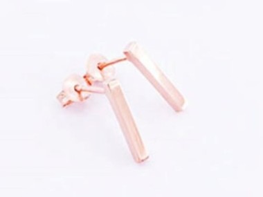 925 Sterling Silver Rose Gold Vermeil Style Rectangle Stick Stud Earrings. 2x12 mm.