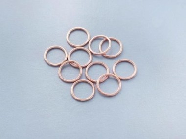 925 Sterling Silver Rose Gold Vermeil Style Closed Rings 10x1 mm.