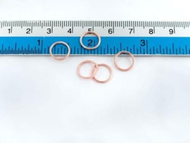 925 Sterling Silver Rose Gold Vermeil Style Closed Rings 10x1 mm.