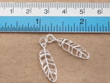 925 Sterling Silver Leaf Charms 7x24 mm.P