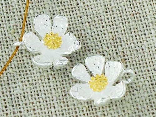 2 of 925 Sterling Silver Daisy Charms, Gold plated pollen 11mm.