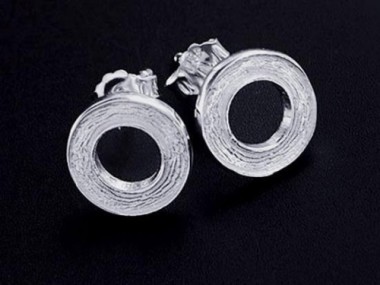 925 Sterling Silver Textured Circle Stud Earrings 9mm.