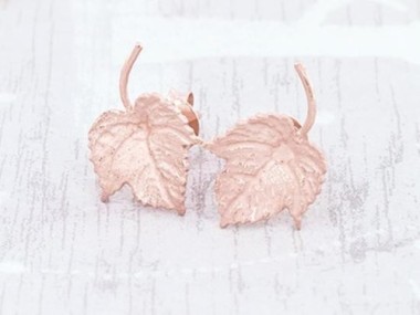 925 Sterling Silver Rose Gold Vermeil Style Maple Leaf Stud Earrings 10mm.