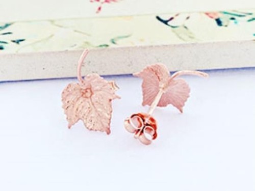 1 Pair of 925 Sterling Silver Rose Gold Vermeil Style Maple Leaf Stud Earrings 10mm.