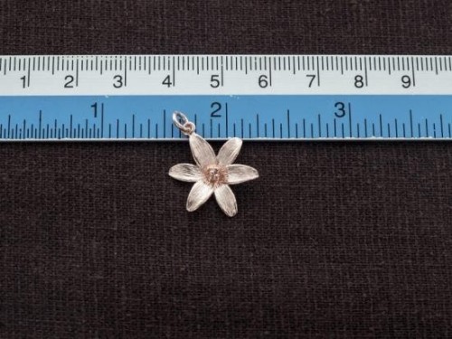 1 of 925 Sterling Silver Rose Gold Vermeil Style Lily Flower Pendant 17mm.