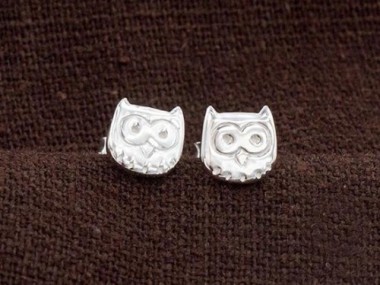 925 Sterling Silver Tiny Owl Stud Earrings 6.5mm.