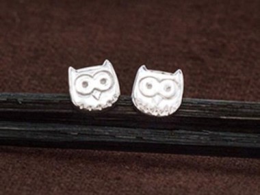 925 Sterling Silver Tiny Owl Stud Earrings 6.5mm.