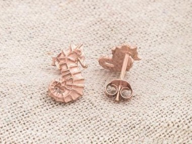 925 Sterling Silver Rose Gold Vermeil Style Seahorse Stud Earrings 7x13mm.