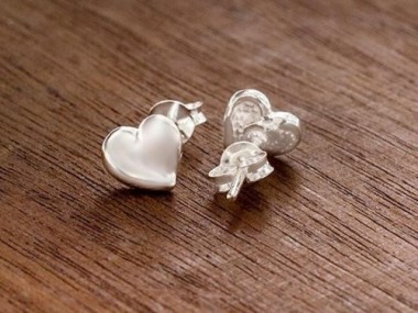 925 Sterling Silver Heart Stud Earrings 7.5x8 mm.