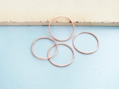 925 Sterling Silver Rose Gold Vermeil Style Closed Rings 20x1 mm.