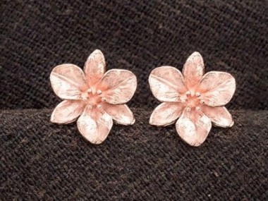 1 Pair of 925 Sterling Silver Rose Gold Vermeil Style flower Stud Earrings 12 mm.