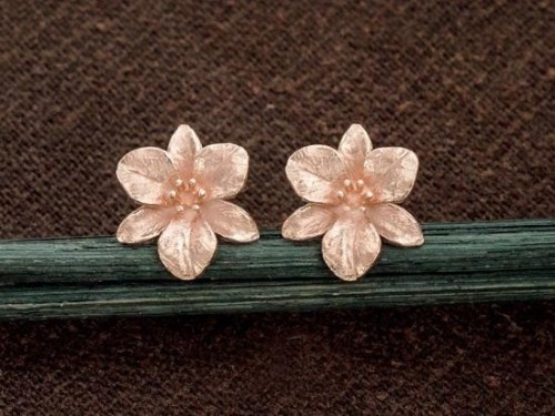 1 Pair of 925 Sterling Silver Rose Gold Vermeil Style flower Stud Earrings 12 mm.