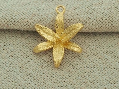 1 of 925 Sterling Silver Gold Vermeil Style Lily Flower Pendant 15x17mm.