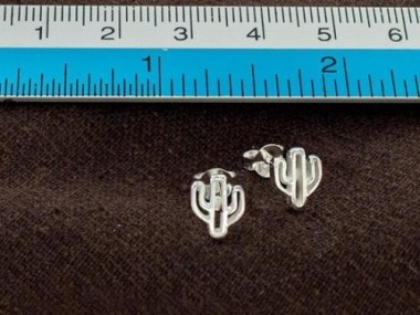 925 Sterling Silver Cactus Stud Earrings 8x7mm.