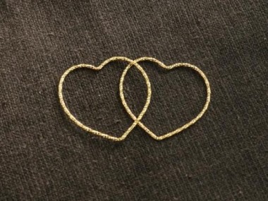 925 Sterling Silver 24k Gold Vermeil Style Diamond Cut Heart Links, Connectors 25x1 mm.