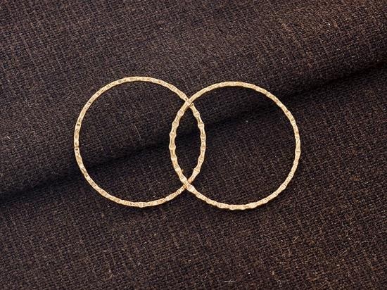 2 of 925 Sterling Silver Gold Vermeil Style Hammered Circle Closed Rings 24x1mm.