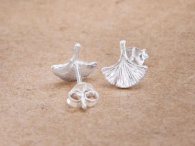 925 Sterling Silver Ginkgo Stud Earrings 9mm.