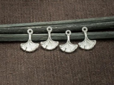 925 Sterling Silver Ginkgo Leaf Charms 9mm.