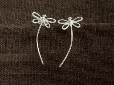 1 pair of 925 Sterling Silver Dragonfly Stud Earrings 11.8x25mm. Polish finished