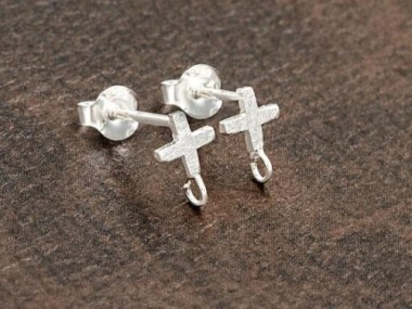 1 pair of 925 Sterling Silver Brushed Cross Stud Earrings Post Findings 5mm.