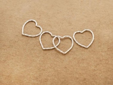 925 Sterling Silver Diamond Cut Heart Links, Connectors 15x1 mm.