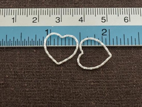 4 of 925 Sterling Silver Diamond Cut Heart Links, Connectors 15x1 mm.