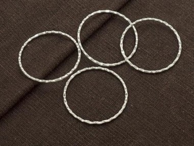 925 Sterling Silver Hammered Circle Closed Rings, Connectors 28.5x1.2mm.